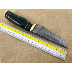 8 " long Fabulous Dark Green Raisin round scale skinning knife um 22