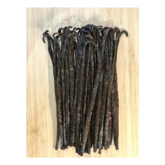 Madagascar Gourmet Vanilla Beans Grade A/B - Great for Extraction & Baking! image {2}